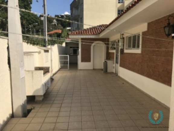 Imagem Casa com 4 Quartos à Venda, 236 m² em Jardim Meny - São Roque Imagem Casa com 4 Quartos à Venda, 236 m² em Jardim Meny - São Roque