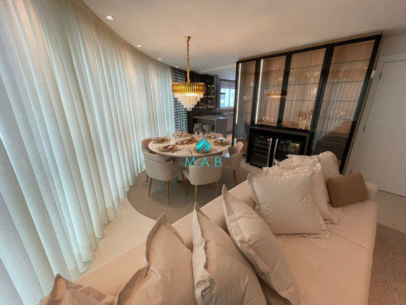Imagem Apartamento com 4 Quartos à Venda, 168 m² em Centro - Balneário Camboriú