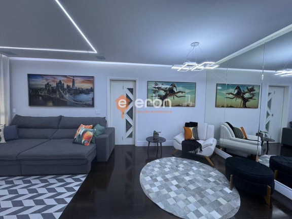 Imagem Apartamento com 3 Quartos à Venda, 174 m²
