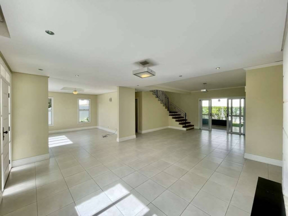 Imagem Casa com 4 Quartos à Venda, 311 m² em Golf Gardens - Carapicuíba Imagem Casa com 4 Quartos à Venda, 311 m² em Golf Gardens - Carapicuíba