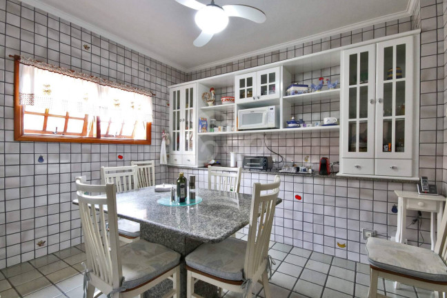 Imagem Casa de Condomínio com 4 Quartos à Venda, 400 m² em Alphaville - Barueri Imagem Casa de Condomínio com 4 Quartos à Venda, 400 m² em Alphaville - Barueri