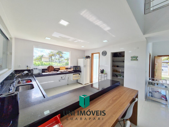 Imagem Casa com 5 Quartos à Venda, 1.672 m² em Nova Guarapari - Guarapari