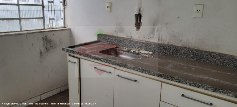 Imagem Casa com 6 Quartos à Venda, 205 m² em Centro - Taubaté Imagem Casa com 6 Quartos à Venda, 205 m² em Centro - Taubaté