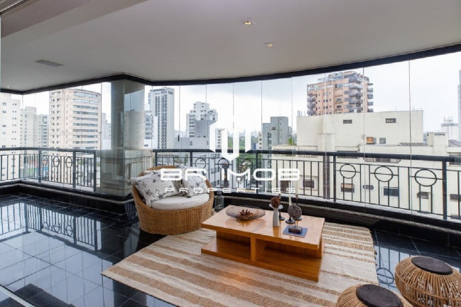Imagem Imóvel com 4 Quartos à Venda, 300 m² em Moema - São Paulo Imagem Imóvel com 4 Quartos à Venda, 300 m² em Moema - São Paulo