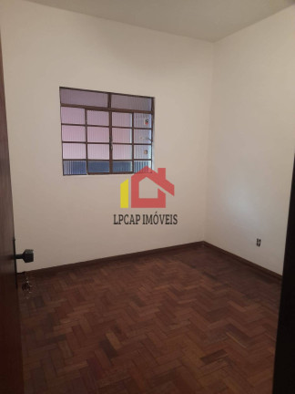 Imagem Casa com 3 Quartos à Venda, 400 m² em Floramar - Belo Horizonte Imagem Casa com 3 Quartos à Venda, 400 m² em Floramar - Belo Horizonte