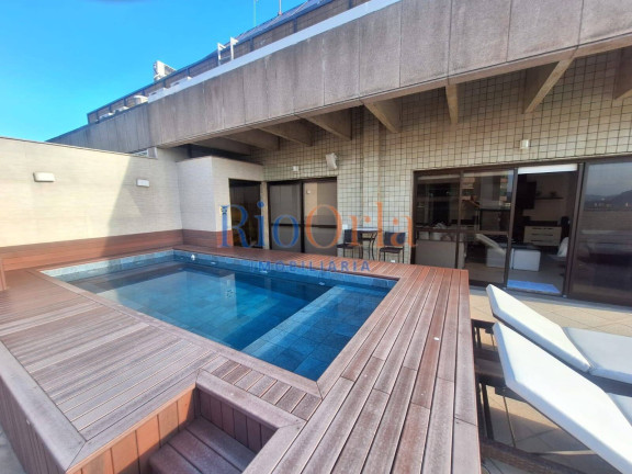 Imagem Cobertura com 3 Quartos à Venda, 325 m² em Barra Da Tijuca - Rio De Janeiro