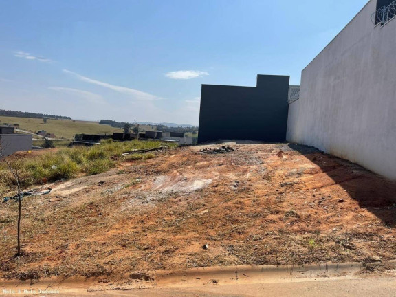 Imagem Terreno à Venda, 147 m² em Condomínio Villa Verde Bragança - Bragança Paulista Imagem Terreno à Venda, 147 m² em Condomínio Villa Verde Bragança - Bragança Paulista