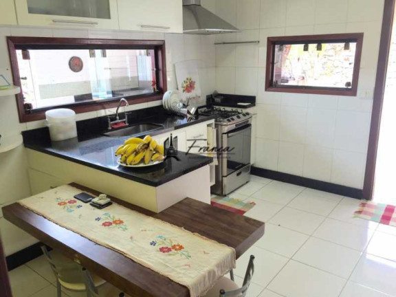 Imagem Imóvel com 3 Quartos à Venda, 1.277 m² em Piratininga - Niterói