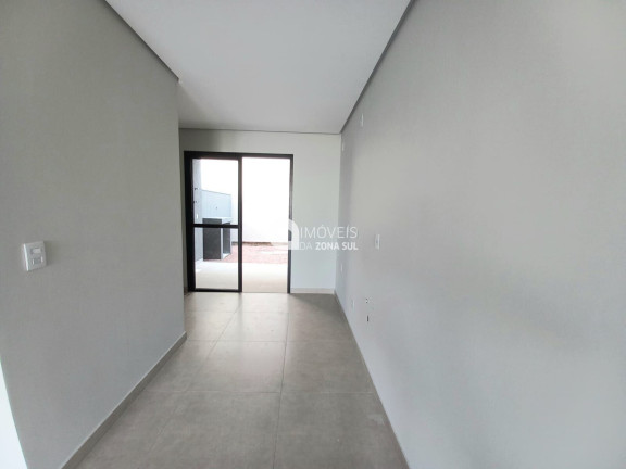 Imagem Casa com 2 Quartos à Venda, 100 m² Imagem Casa com 2 Quartos à Venda, 100 m²