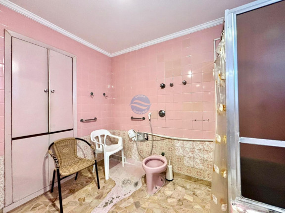 Imagem Apartamento com 4 Quartos à Venda, 228 m² em Gonzaga - Santos