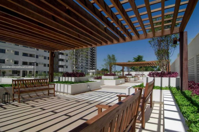 Imagem Apartamento com 2 Quartos à Venda, em Del Castilho - Rio De Janeiro Imagem Apartamento com 2 Quartos à Venda, em Del Castilho - Rio De Janeiro