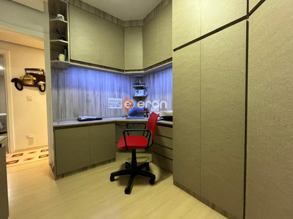 Imagem Apartamento com 4 Quartos à Venda, 164 m²