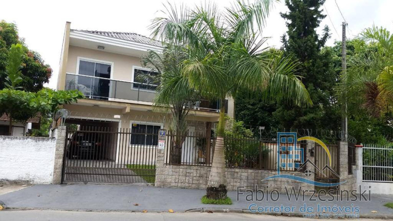 Imagem Sobrado com 3 Quartos à Venda, 240 m² em Santo Antônio - Joinville Imagem Sobrado com 3 Quartos à Venda, 240 m² em Santo Antônio - Joinville