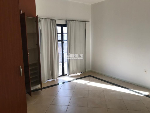 Imagem Casa com 4 Quartos à Venda, 400 m² em Mercês - Uberaba Imagem Casa com 4 Quartos à Venda, 400 m² em Mercês - Uberaba