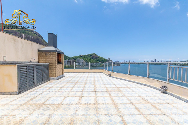 Imagem Imóvel com 4 Quartos à Venda, 495 m² em Lagoa - Rio De Janeiro Imagem Imóvel com 4 Quartos à Venda, 495 m² em Lagoa - Rio De Janeiro