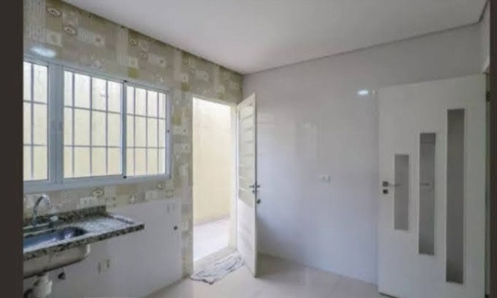 Imagem Sobrado com 3 Quartos à Venda, em Vila Brasilina - São Paulo Imagem Sobrado com 3 Quartos à Venda, em Vila Brasilina - São Paulo