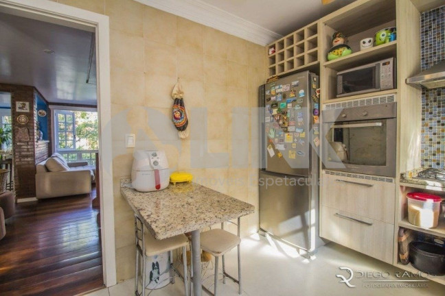 Imagem Imóvel com 3 Quartos à Venda, 280 m² em Chácara Das Pedras - Porto Alegre Imagem Imóvel com 3 Quartos à Venda, 280 m² em Chácara Das Pedras - Porto Alegre