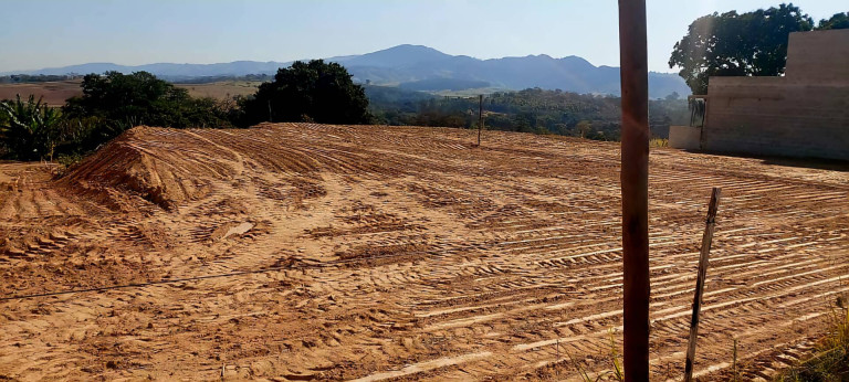 Imagem Terreno à Venda, 1.070 m² em São João Da Boa Vista Imagem Terreno à Venda, 1.070 m² em São João Da Boa Vista