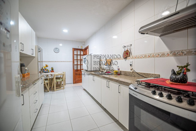Imagem Imóvel com 3 Quartos à Venda, 186 m² em Copacabana - Rio De Janeiro Imagem Imóvel com 3 Quartos à Venda, 186 m² em Copacabana - Rio De Janeiro