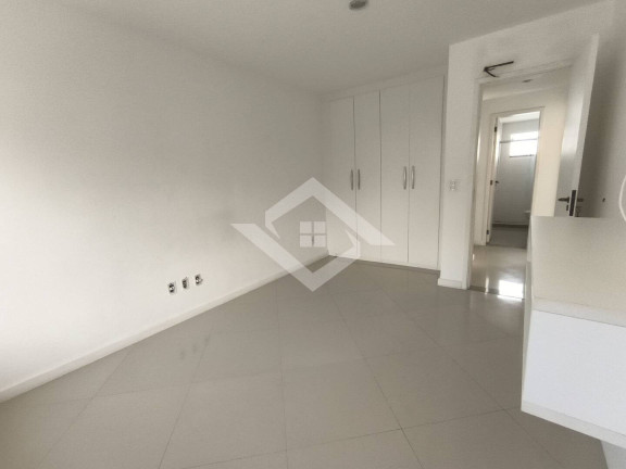 Imagem Casa com 4 Quartos à Venda, 330 m² em Vargem Pequena - Rio De Janeiro Imagem Casa com 4 Quartos à Venda, 330 m² em Vargem Pequena - Rio De Janeiro
