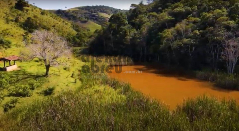 Imagem Fazenda à Venda, 1.067 m² em Santa Branca