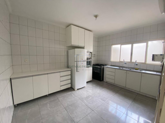 Imagem Casa com 3 Quartos à Venda, 222 m² em Centro - Jundiaí Imagem Casa com 3 Quartos à Venda, 222 m² em Centro - Jundiaí