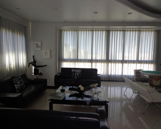 Imagem Imóvel com 4 Quartos à Venda, 450 m² em Pitangueiras - Guarujá Imagem Imóvel com 4 Quartos à Venda, 450 m² em Pitangueiras - Guarujá