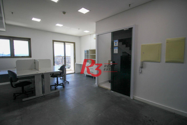 Sala Comercial à Venda ou Locação, 98 m² em Valongo - Santos
