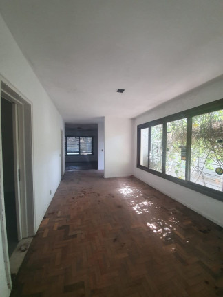 Imagem Casa com 2 Quartos à Venda, 142 m² em Três Figueiras - Porto Alegre Imagem Casa com 2 Quartos à Venda, 142 m² em Três Figueiras - Porto Alegre