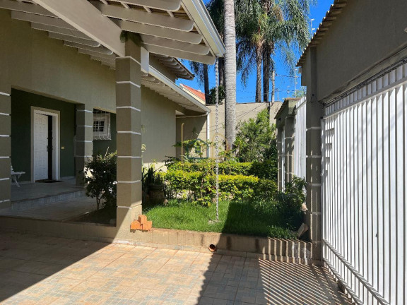 Imagem Casa com 5 Quartos à Venda, 272 m² em Caravelle - Londrina Imagem Casa com 5 Quartos à Venda, 272 m² em Caravelle - Londrina