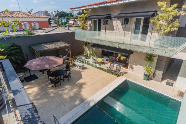 Imagem Casa com 4 Quartos à Venda, 606 m² em Pacaembu - São Paulo Imagem Casa com 4 Quartos à Venda, 606 m² em Pacaembu - São Paulo