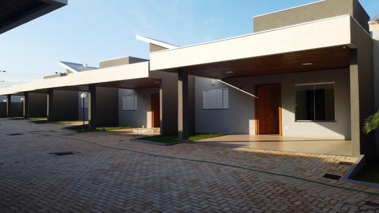 Imagem Casa de Condomínio com 2 Quartos à Venda, 80 m² em Vila Carlota - Campo Grande