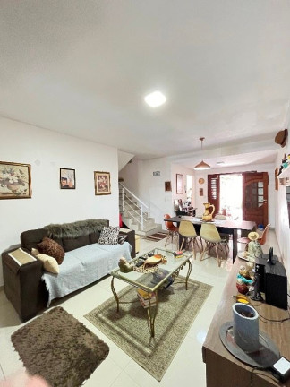 Imagem Casa com 4 Quartos à Venda, 140 m² em Urucunema - Eusébio Imagem Casa com 4 Quartos à Venda, 140 m² em Urucunema - Eusébio