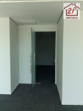 Imagem Sala Comercial à Venda ou Locação, 2.844 m² em Jardim São Luís (zona Sul) - São Paulo Imagem Sala Comercial à Venda ou Locação, 2.844 m² em Jardim São Luís (zona Sul) - São Paulo