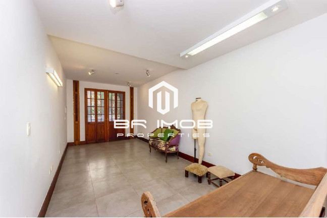 Imagem Casa com 2 Quartos à Venda, 93 m² em Vila Madalena - São Paulo Imagem Casa com 2 Quartos à Venda, 93 m² em Vila Madalena - São Paulo