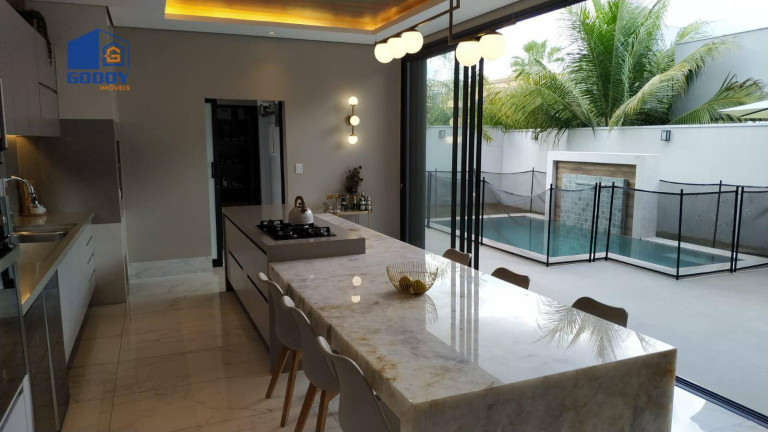 Imagem Sobrado com 4 Quartos à Venda, 311 m² em Jardim Imperial - Cuiabá Imagem Sobrado com 4 Quartos à Venda, 311 m² em Jardim Imperial - Cuiabá