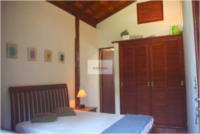 Imagem Casa com 6 Quartos à Venda, 300 m² em Maresias - São Sebastião Imagem Casa com 6 Quartos à Venda, 300 m² em Maresias - São Sebastião