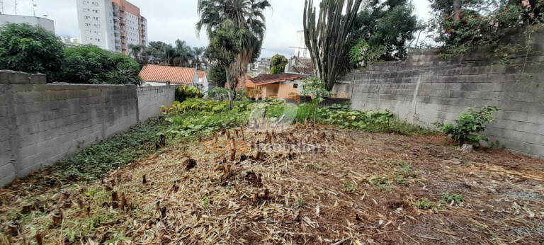 Imagem Casa com 2 Quartos à Venda, 140 m² em Centro  - Diadema