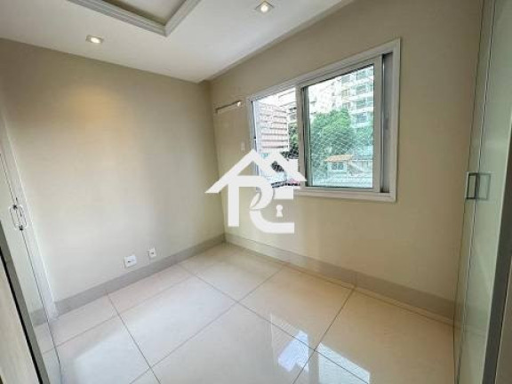 Imagem Apartamento com 4 Quartos à Venda, 140 m² em Icaraí - Niterói