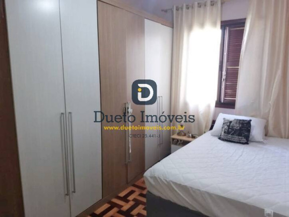 Imagem Casa com 3 Quartos à Venda,  em Nossa Senhora Do Perpétuo Socorro - Santa Maria