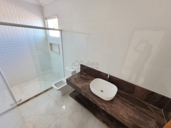 Imagem Casa com 4 Quartos à Venda, em Lagoa - Macaé Imagem Casa com 4 Quartos à Venda, em Lagoa - Macaé