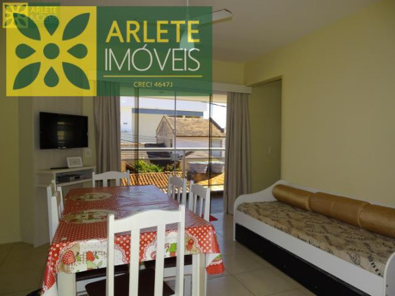 Imagem Apartamento com 2 Quartos para Alugar ou Temporada, 50 m² em Centro - Bombinhas Imagem Apartamento com 2 Quartos para Alugar ou Temporada, 50 m² em Centro - Bombinhas