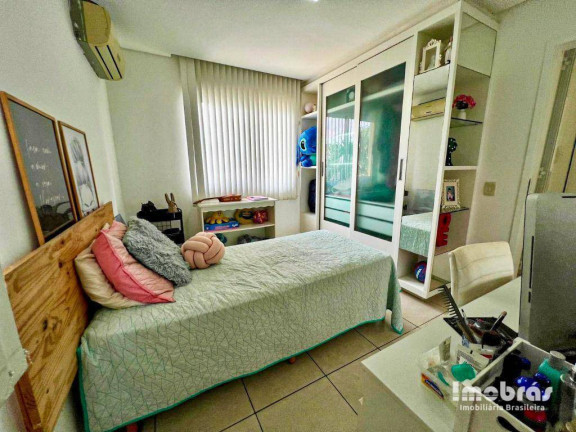 Imagem Casa com 3 Quartos à Venda, 240 m² em Eusébio - Eusébio Imagem Casa com 3 Quartos à Venda, 240 m² em Eusébio - Eusébio