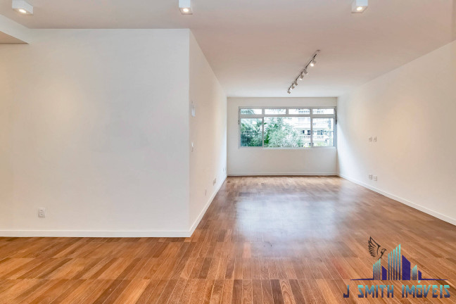Imagem Apartamento com 3 Quartos à Venda, 129 m² em Itaim Bibi - São Paulo Imagem Apartamento com 3 Quartos à Venda, 129 m² em Itaim Bibi - São Paulo