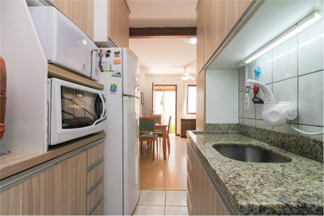 Imagem Casa com 3 Quartos à Venda, em Vila Nova - Porto Alegre Imagem Casa com 3 Quartos à Venda, em Vila Nova - Porto Alegre