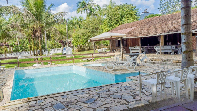 Imagem Imóvel com 5 Quartos à Venda, 11.577 m² em Rio Sagrado - Morretes Imagem Imóvel com 5 Quartos à Venda, 11.577 m² em Rio Sagrado - Morretes