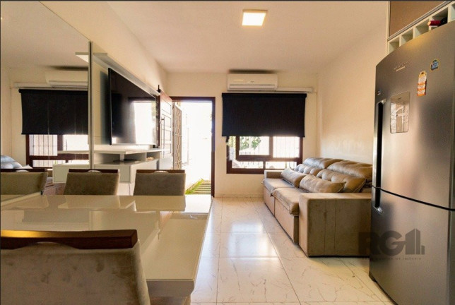 Imagem Casa com 2 Quartos à Venda, 49 m² em Jardim Do Bosque - Cachoeirinha Imagem Casa com 2 Quartos à Venda, 49 m² em Jardim Do Bosque - Cachoeirinha