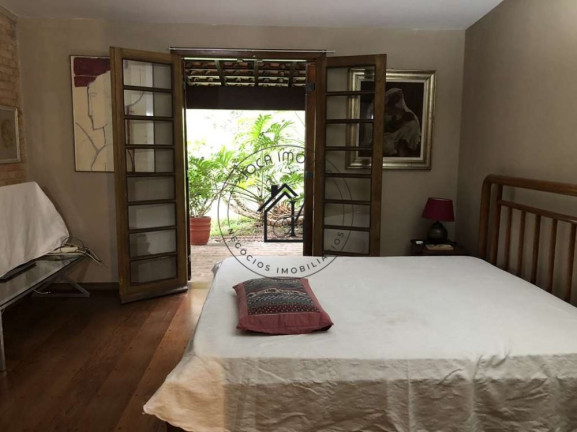Imagem Casa com 3 Quartos à Venda, 2.488 m² em Vila Santo Antônio - Cotia Imagem Casa com 3 Quartos à Venda, 2.488 m² em Vila Santo Antônio - Cotia