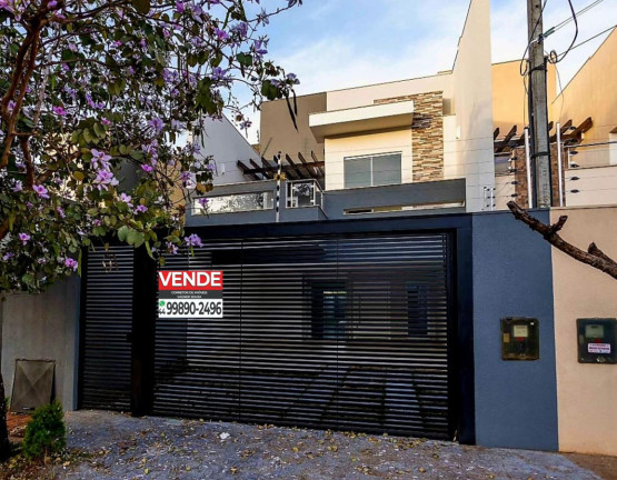 Casa à Venda, 248 m² em Jardim Cidade Monções - Maringá