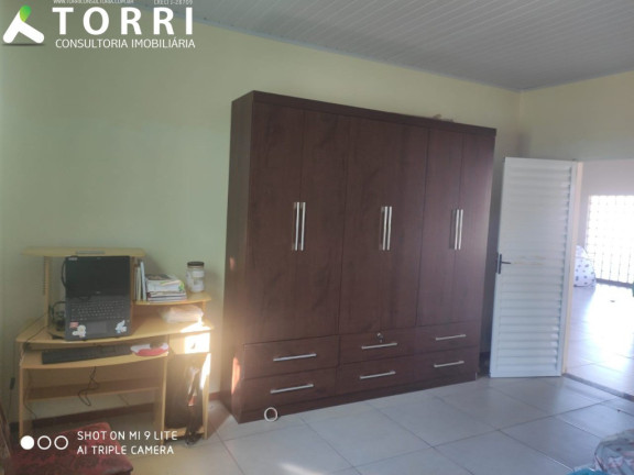 Imagem Imóvel com 4 Quartos à Venda, em Piraporinha - Salto De Pirapora Imagem Imóvel com 4 Quartos à Venda, em Piraporinha - Salto De Pirapora